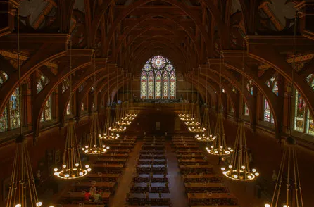 盤(pán)點(diǎn)全球最像哈利波特中魔法學(xué)?；舾裎执某潜さ?6所大學(xué)