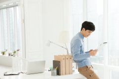 馬來西亞碩士留學(xué)費用是多少？有哪些留學(xué)條件？馬來西亞碩士留學(xué)需要幾年？