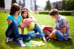 低齡孩子去加拿大留學好嗎？家長該如何陪讀？